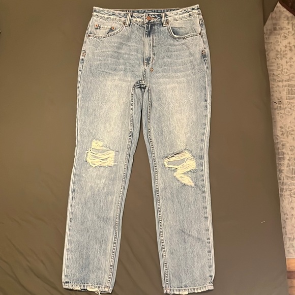 Ksubi womens ripped jeans size 30. - Picture 4 of 7